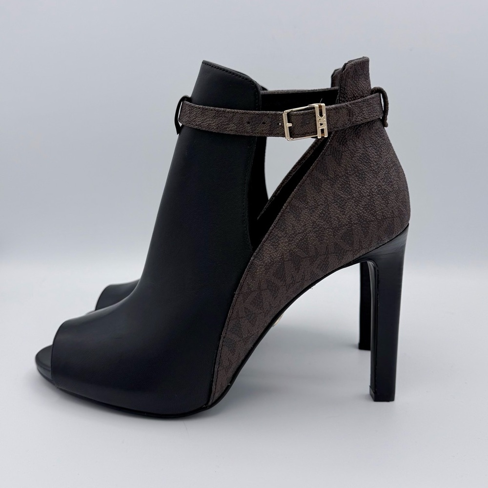 EUC Michael Kors Lawson Peep‎ Toe Booties Heels Brown Black Leather Size 9